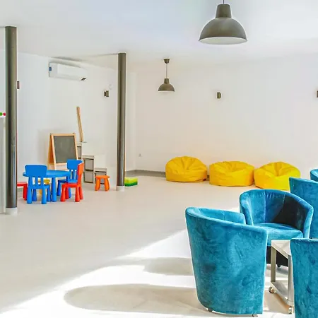 Gorgeous In With Wifi